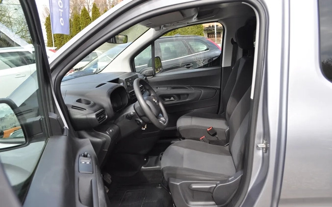 Toyota Proace City Verso cena 62444 przebieg: 188000, rok produkcji 2020 z Przemków małe 781